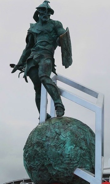 A statue of Spartacus 