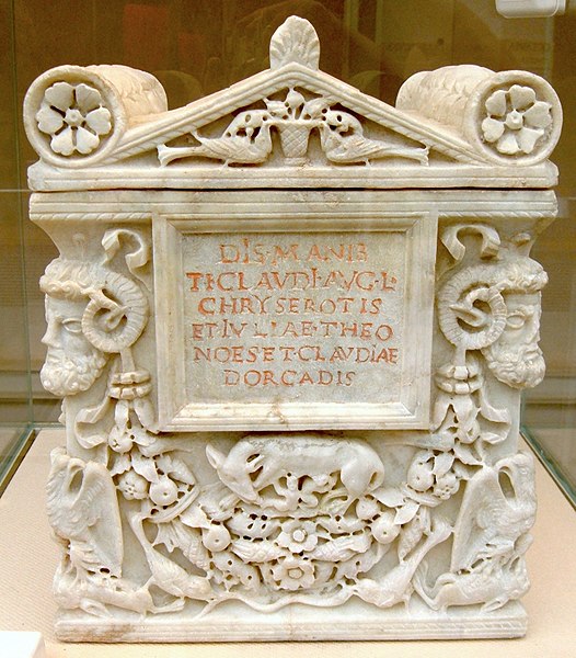 Photo of a urn for the ashes of a freedman 